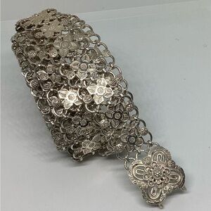 Vintage Unmarked but tested sterling Silver Floral Belt